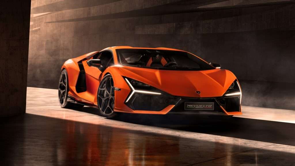 Lamborghini Revuelto