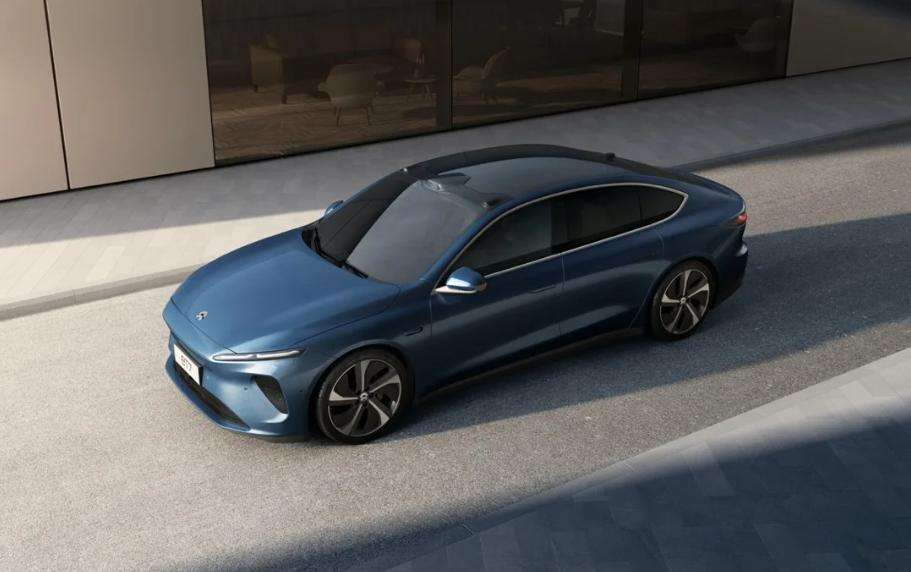 NIO ET7
