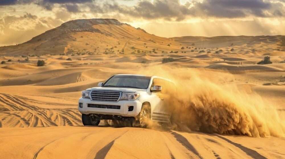 UAE with a 4×4