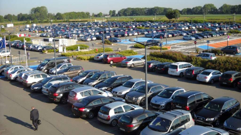 Dubai Airport Parking