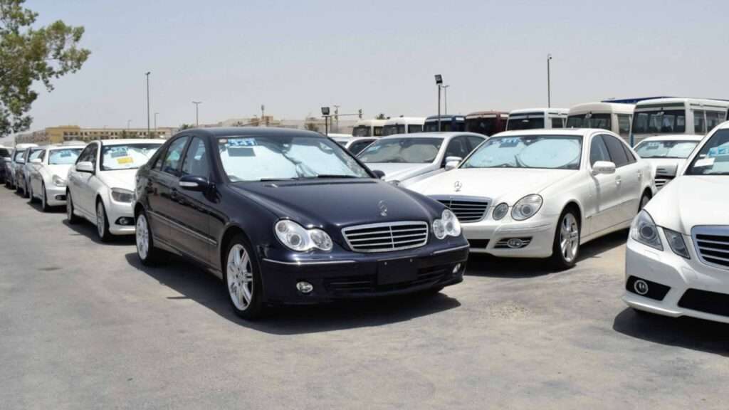 Best Times to Sell a Used Luxury or Sports Car in Dubai
