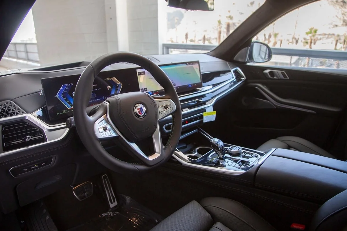 2025 BMW ALPINA XB7