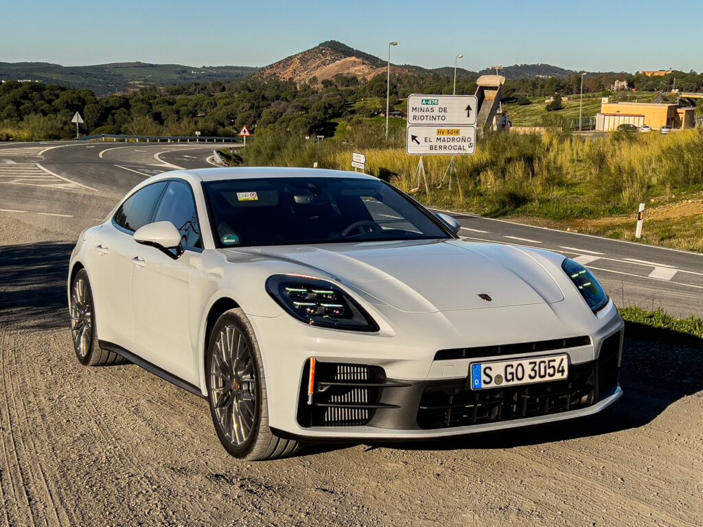 2025 Porsche Panamera