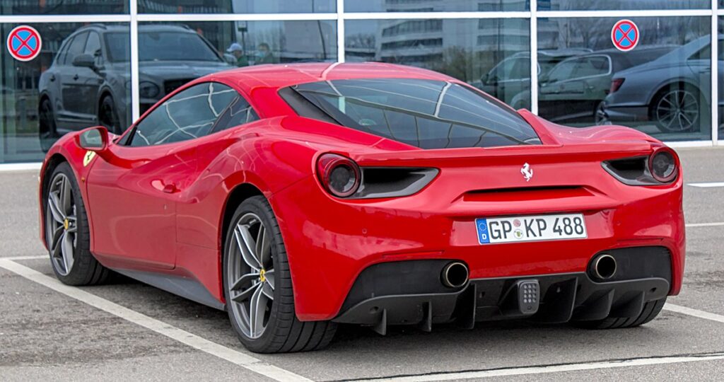 Ferrari 488 dubai