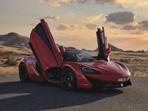 Rent Mclaren 570S in Dubai
