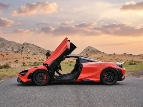 Rent McLaren 765LT Dubai
