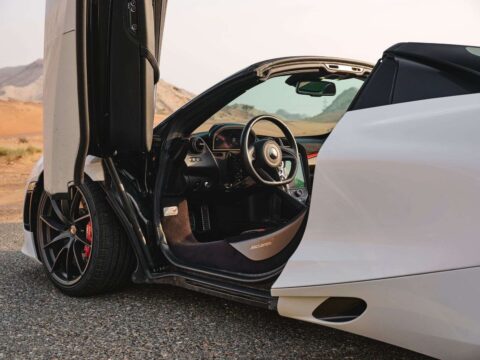 Rent McLaren 720s Spider White in Dubai