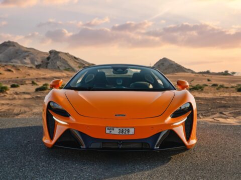 McLaren Artura Spider