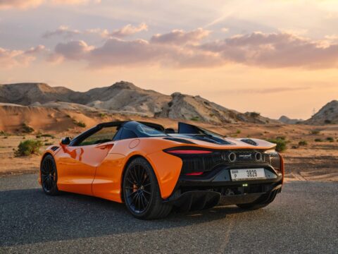 McLaren Artura Spider