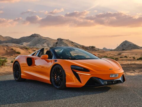 McLaren Artura Spider