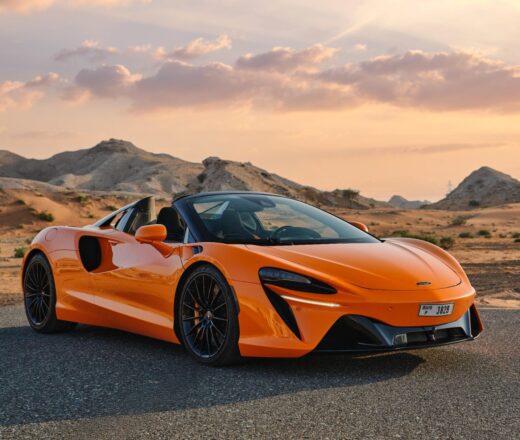 McLaren Artura Spider