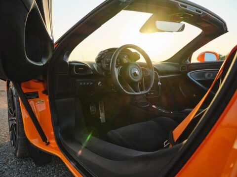 McLaren Artura Spider