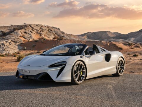 McLaren Artura Spider White
