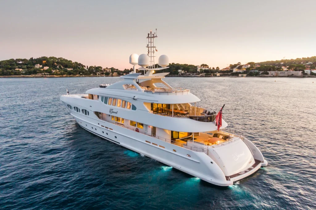Private Yacht Charter Rental Dubai