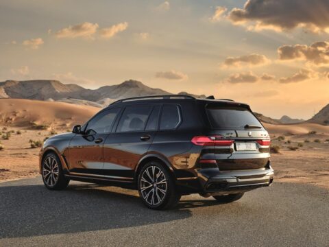 Rent BMW X7 M50i Black in Dubai
