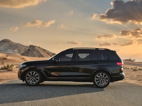 Rent BMW X7 M50i Black in Dubai