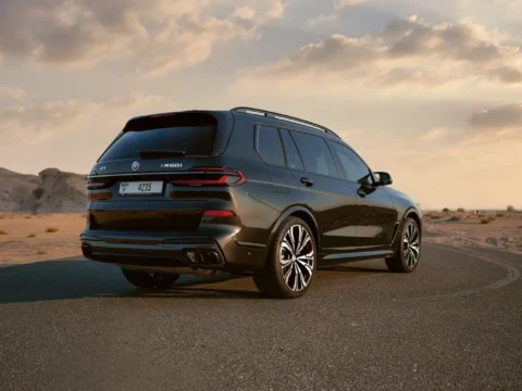 rent BMW X7 M60i Black in Dubai
