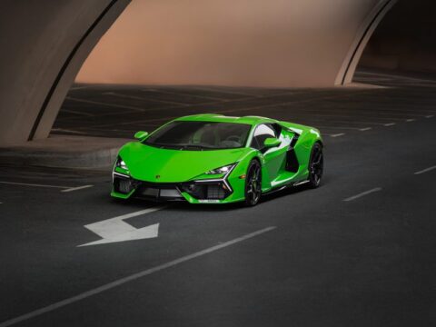 Lamborghini Revuelto green
