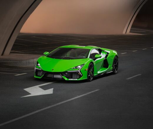 Lamborghini Revuelto green