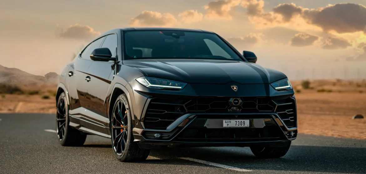 lamborghini urus black