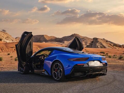 Maserati MC20 Blue