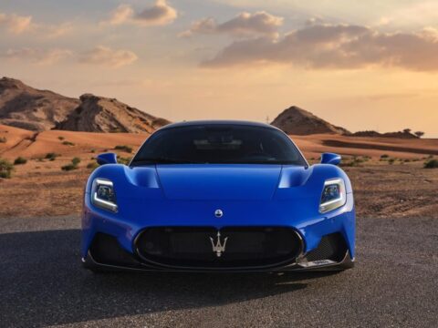 Maserati MC20 Blue