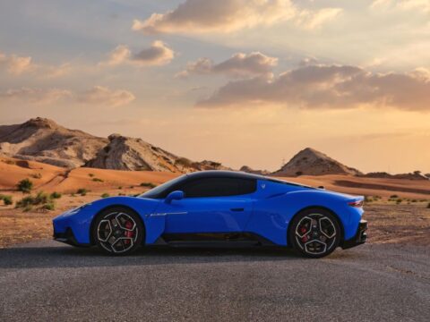 Maserati MC20 Blue