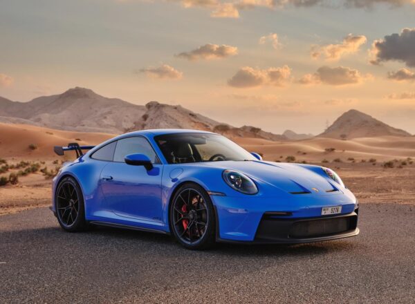 Rent Porsche 911 GT3 Blue in Dubai