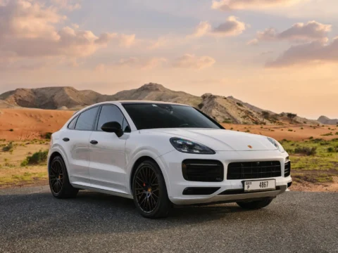 Rent Porsche Cayenne White in Dubai