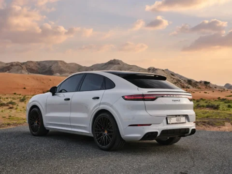 Rent Porsche Cayenne White in Dubai
