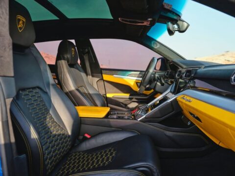 Lamborghini Urus Yellow