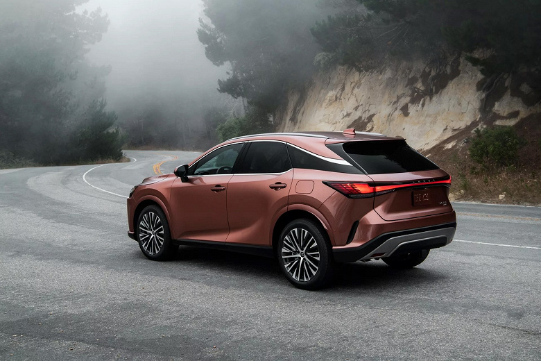 Lexus RX