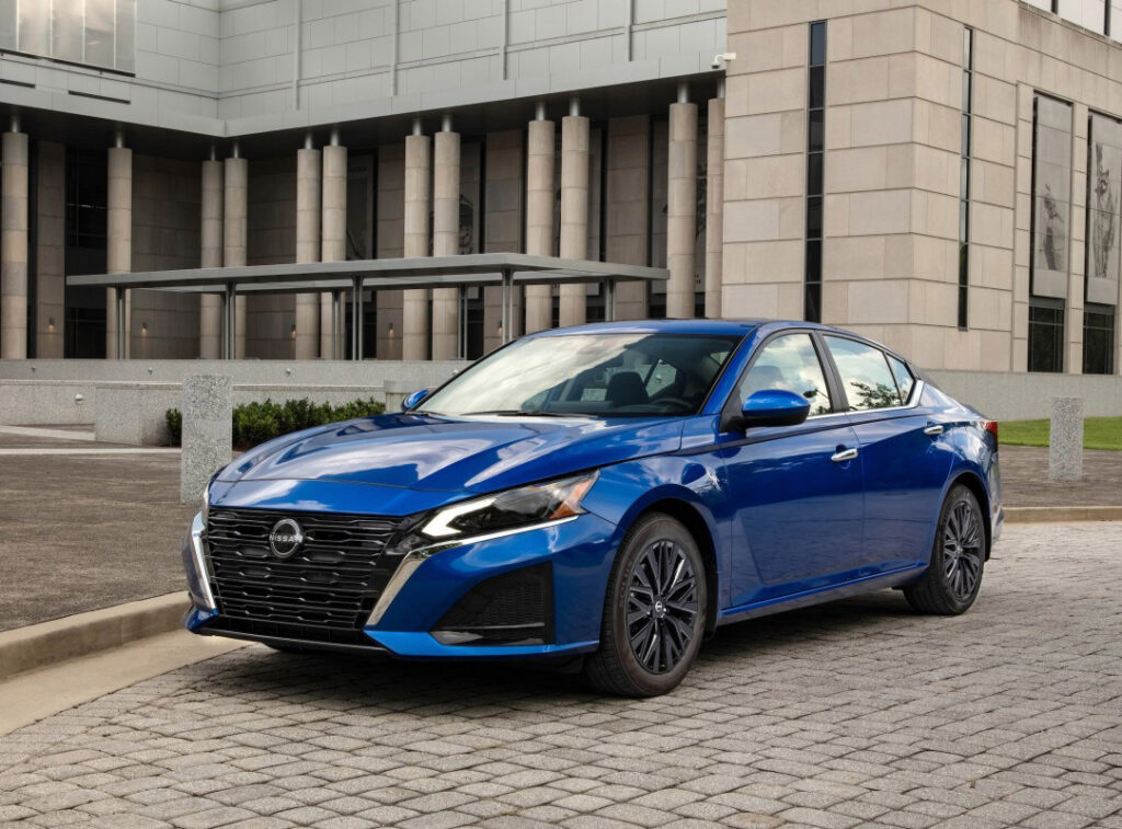 Nissan Altima