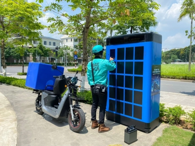 Abu Dhabi Launch Battery Swapping Station for Electric Motorbike