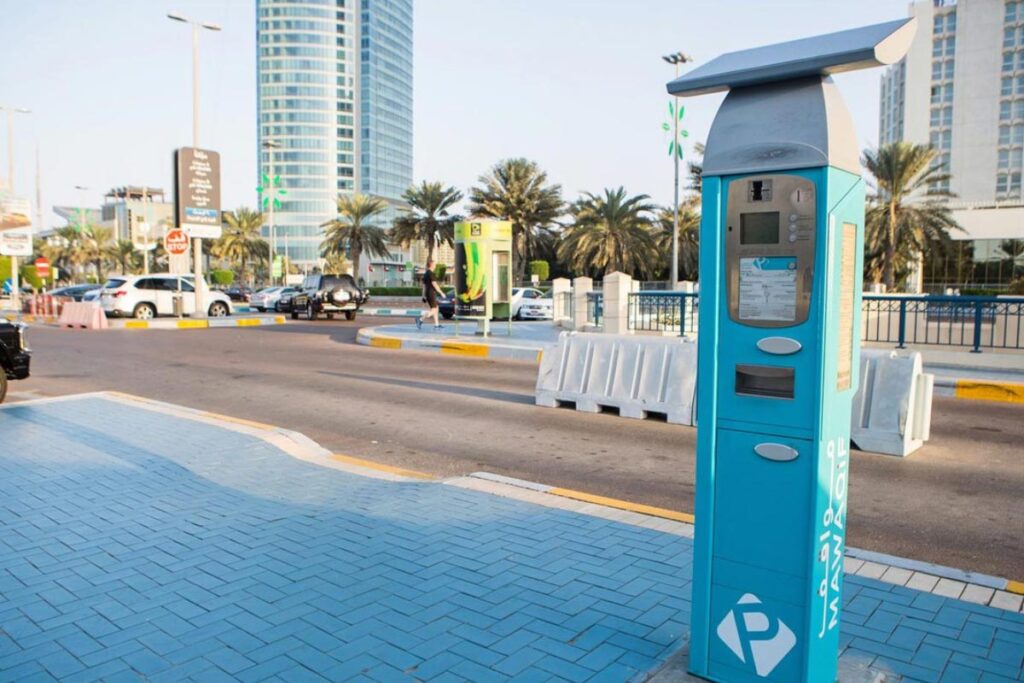 Dubai Police and Parkin Launch Smart Parking Fines