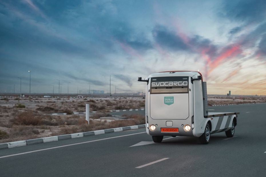 Dubai RTA Launches Pilot Routes for Driverless Trucks