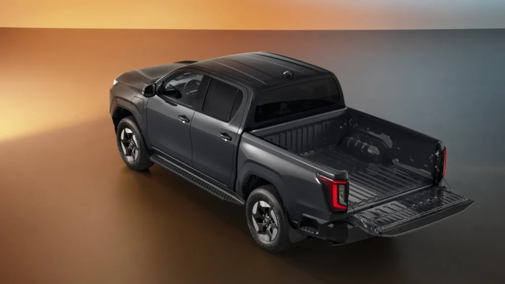 Toyota Confirms New Electric Hilux With 300+ km Range