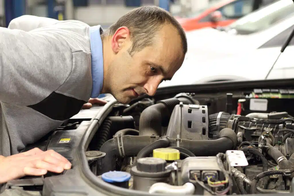 How to Identify and Fix car Radiator Leaks