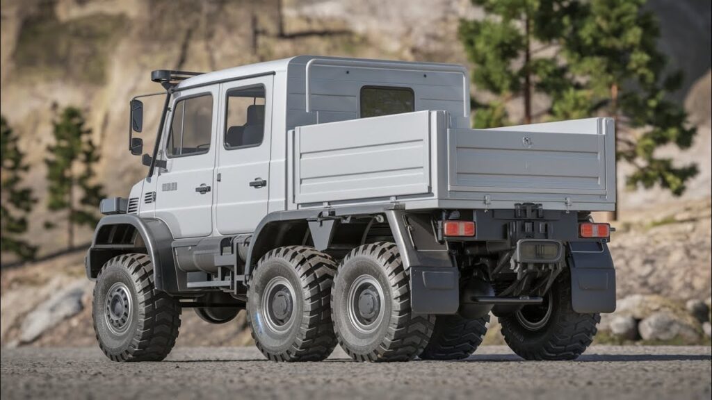 Meet the 2026 Mercedes-Benz Unimog 6×6 Camper