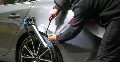 The Advantages of Choosing Paintless Dent Repair for Your Car